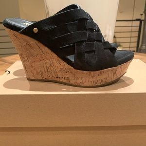 Ugg•”Marta”•size 7•black suede•In Box•